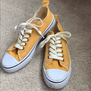 Converse Style Sneakers Yellow Rubber Toe